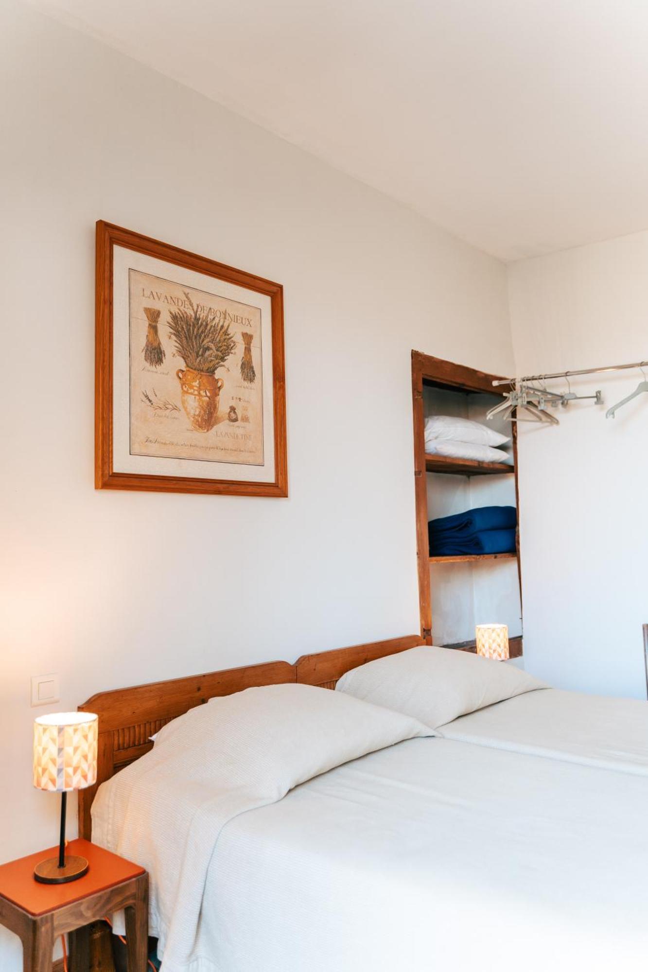 Hotel Des Consuls Castelnau-de-Montmiral Bagian luar foto