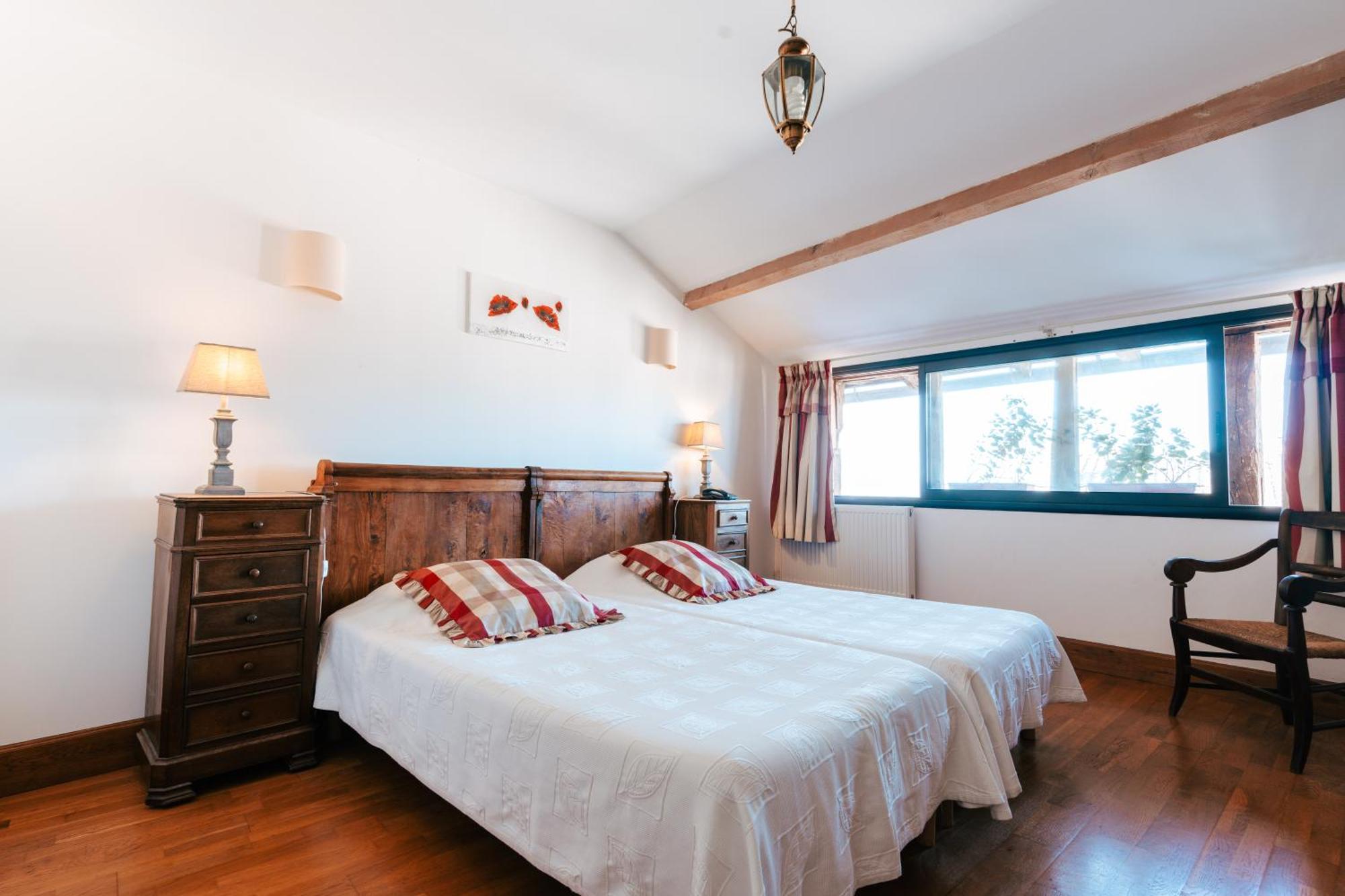 Hotel Des Consuls Castelnau-de-Montmiral Bagian luar foto