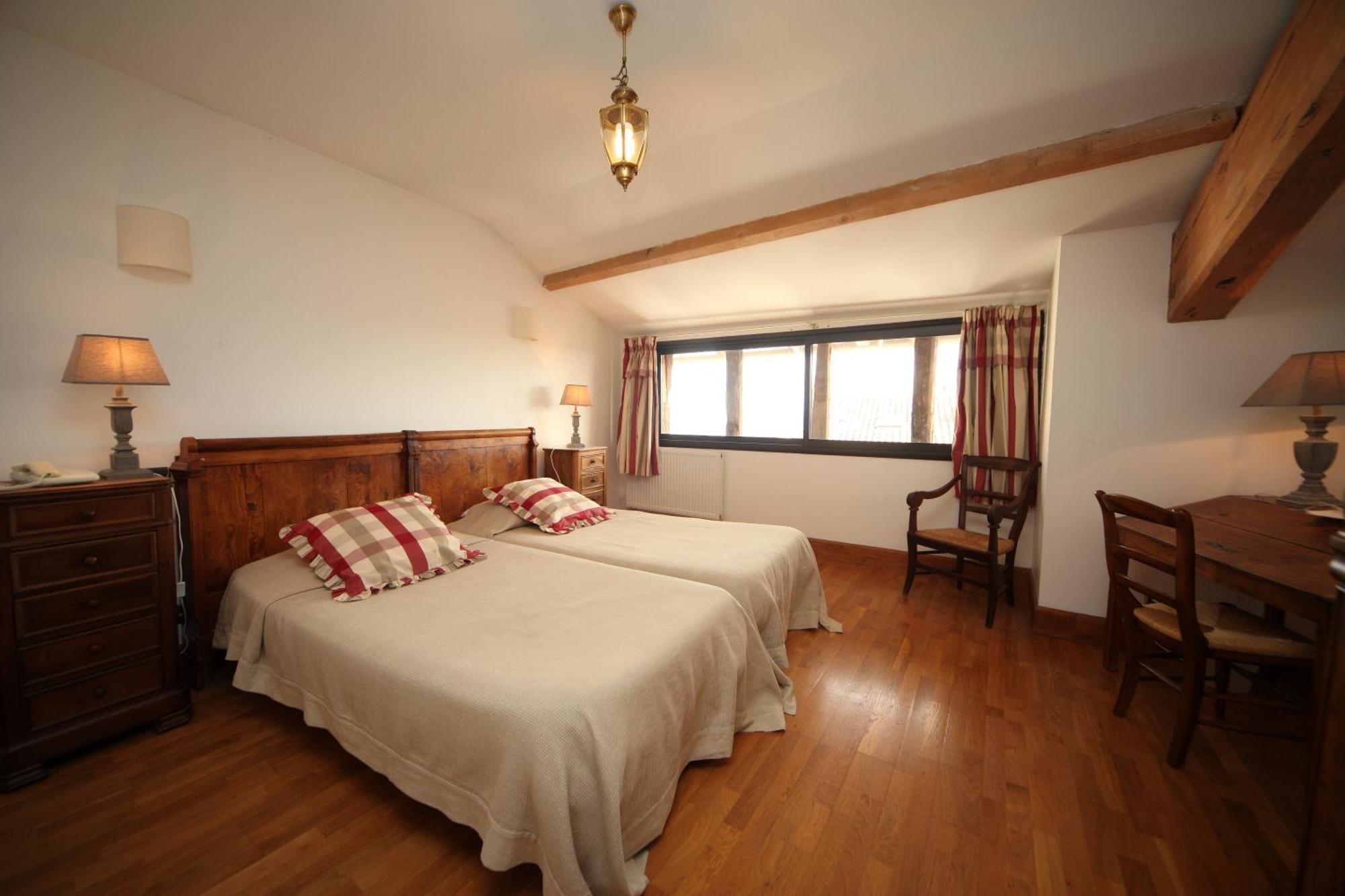 Hotel Des Consuls Castelnau-de-Montmiral Bagian luar foto